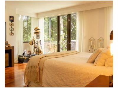 Apartamento de 3 alcobas en venta en El Poblado, Medellín, 295 m² · foto 5 de 13