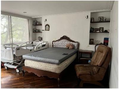 Apartamento en venta en El Poblado, Medellín · foto 3 de 20