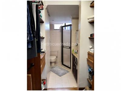 Apartamento en venta en El Poblado, Medellín · foto 8 de 20