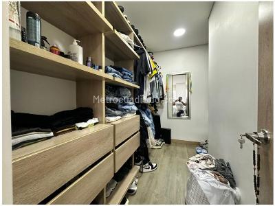 Apartamento en venta en El Poblado, Medellín · foto 20 de 20