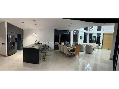 Casa de 3 alcobas en venta en Alto De Las Palmas, Envigado, 490 m² · foto 11 de 20