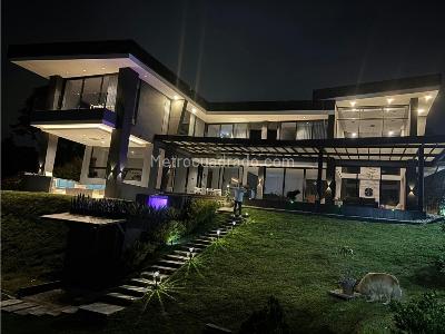 Casa de 3 alcobas en venta en Alto De Las Palmas, Envigado, 490 m² · foto 16 de 20