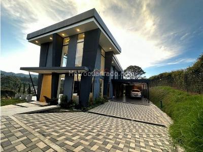 Casa de 3 alcobas en venta en Alto De Las Palmas, Envigado, 490 m² · foto 18 de 20