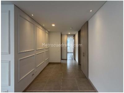 Apartamento en venta en Loma Del Esmeraldal, Envigado · foto 8 de 20