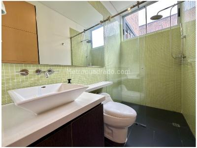 Casa de 3 alcobas en venta en Loma El Atravesado, Envigado, 288 m² · foto 19 de 19
