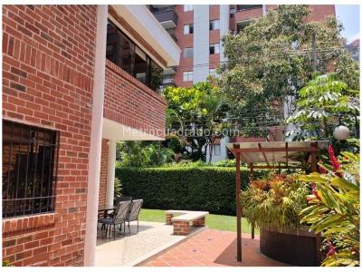Casa de 4 alcobas en venta en Otraparte, Envigado, 369 m² · foto 2 de 10