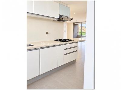 Apartamento de 3 alcobas en venta en Benedictinos, Envigado, 150 m² · foto 3 de 20