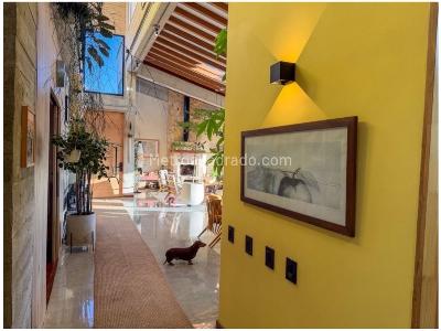 Casa de 4 alcobas en venta en Loma Del Escobero, Envigado, 350 m² · foto 15 de 20