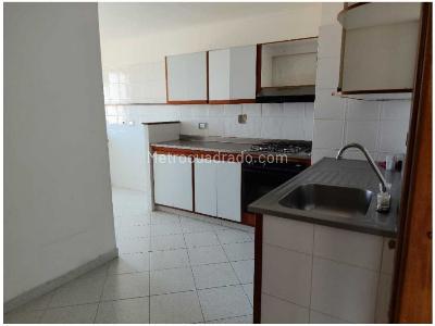 Apartamento de 3 alcobas en venta en La Palma, Medellín, 95 m² · foto 2 de 18