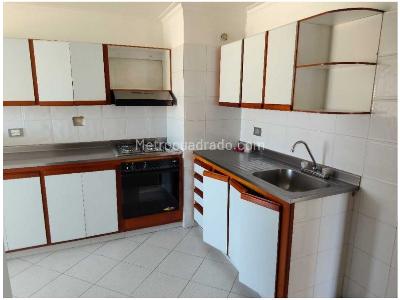 Apartamento de 3 alcobas en venta en La Palma, Medellín, 95 m² · foto 3 de 18