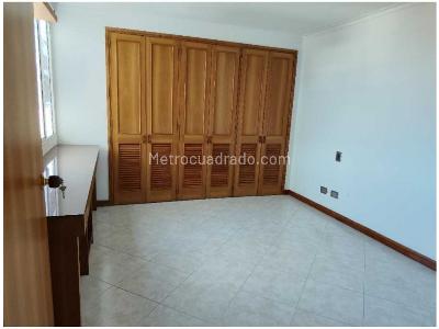Apartamento de 3 alcobas en venta en La Palma, Medellín, 95 m² · foto 11 de 18