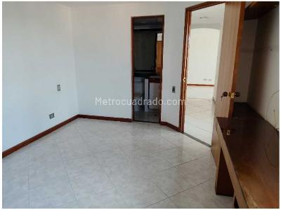 Apartamento de 3 alcobas en venta en La Palma, Medellín, 95 m² · foto 14 de 18