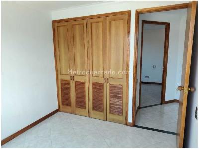 Apartamento de 3 alcobas en venta en La Palma, Medellín, 95 m² · foto 16 de 18