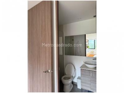 Apartamento de 2 alcobas en venta en Loma Del Escobero, Envigado, 84 m² · foto 5 de 9