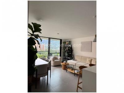 Apartamento de 2 alcobas en venta en Loma Del Escobero, Envigado, 84 m² · foto 8 de 9