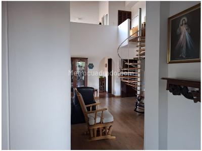 Apartamento de 3 alcobas en venta en Segundo Parque, Medellín, 141 m² · foto 11 de 20