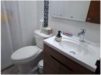 Apartamento de 3 alcobas en venta en Segundo Parque, Medellín, 141 m² · foto 18 de 20