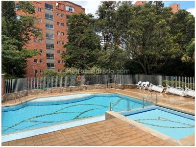 Apartamento de 3 alcobas en venta en Castropol, Medellín, 107 m² · foto 8 de 13