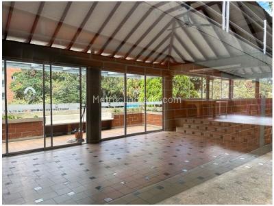 Apartamento de 3 alcobas en venta en Castropol, Medellín, 107 m² · foto 9 de 13