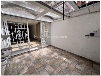 Apartamento de 3 alcobas en venta en Castropol, Medellín, 126 m² · foto 8 de 20