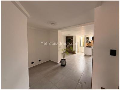 Apartamento de 3 alcobas en venta en Laureles, Medellín, 100 m² · foto 14 de 20
