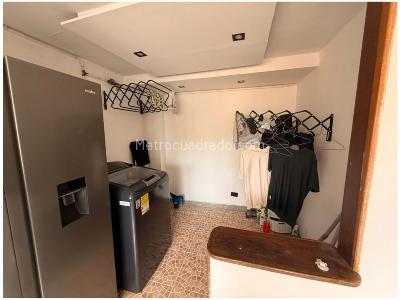 Apartamento de 3 alcobas en venta en Laureles, Medellín, 100 m² · foto 15 de 20