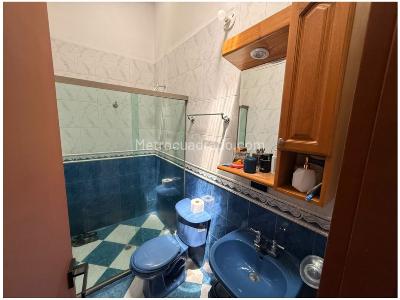 Apartamento de 3 alcobas en venta en Laureles, Medellín, 100 m² · foto 16 de 20