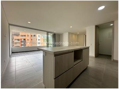 Apartamento de 2 alcobas en venta en Loma De Los Mesa, Envigado, 102 m² · foto 2 de 20