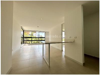 Apartamento de 2 alcobas en venta en Castropol, Medellín, 74 m² · foto 2 de 13
