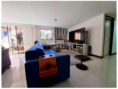 Apartamento de 3 alcobas en venta en Bolivariana, Medellín, 143 m² · foto 2 de 15