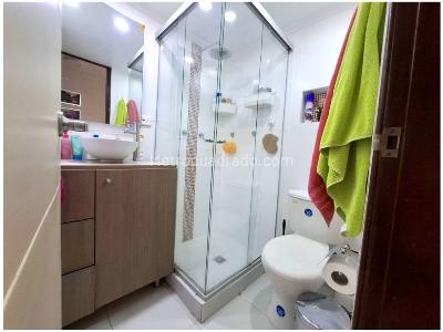 Apartamento de 3 alcobas en venta en Bolivariana, Medellín, 143 m² · foto 10 de 15