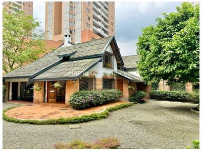 Casa de 4 alcobas en venta en San Jose, Sabaneta, 370 m² · foto 2 de 20
