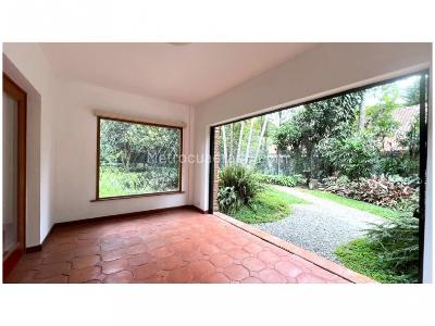 Casa de 4 alcobas en venta en San Jose, Sabaneta, 370 m² · foto 4 de 20