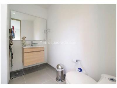 Apartamento en venta en Loma Del Esmeraldal, Envigado · foto 12 de 13