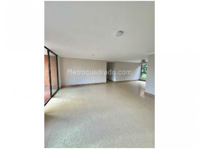 Apartamento en venta en La Frontera, Medellín · foto 3 de 13