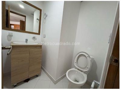 Apartamento de 3 alcobas en venta en Las Lomitas, Sabaneta, 110 m² · foto 8 de 19
