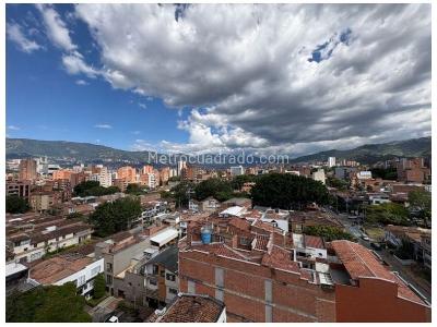 Apartamento de 3 alcobas en venta en Las Lomitas, Sabaneta, 110 m² · foto 11 de 19