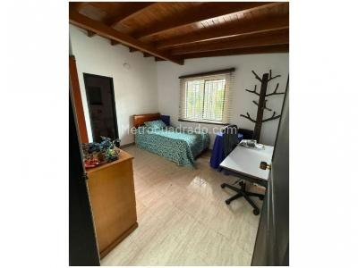 Casa de 5 alcobas en venta en La Aldea, Sabaneta, 166 m² · foto 7 de 20
