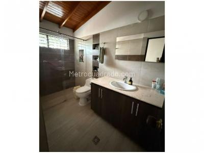 Casa de 5 alcobas en venta en La Aldea, Sabaneta, 166 m² · foto 11 de 20