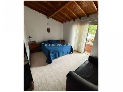Casa de 5 alcobas en venta en La Aldea, Sabaneta, 166 m² · foto 12 de 20