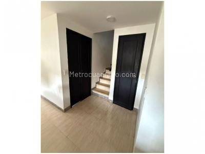 Casa de 5 alcobas en venta en La Aldea, Sabaneta, 166 m² · foto 18 de 20