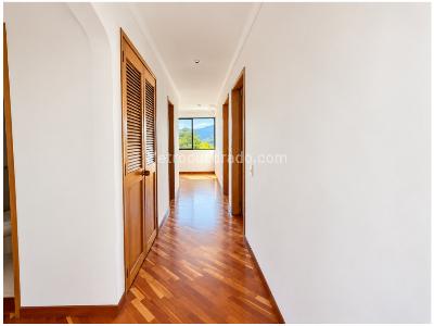 Apartamento en venta en El Tesoro, Medellín · foto 5 de 10
