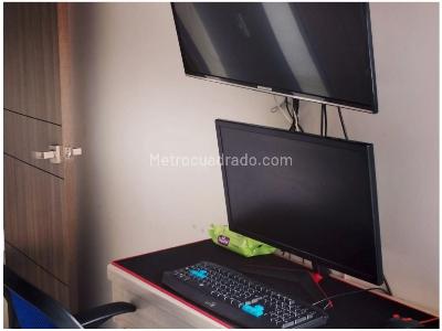 Apartamento de 3 alcobas en venta en Loma De Las Brujas, Envigado, 92 m² · foto 6 de 20