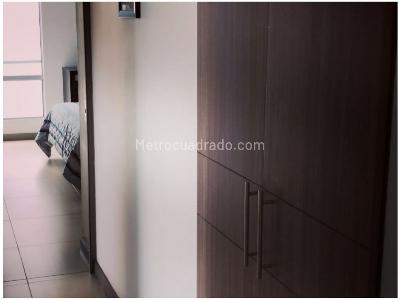 Apartamento de 3 alcobas en venta en Loma De Las Brujas, Envigado, 92 m² · foto 10 de 20