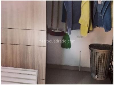 Apartamento de 3 alcobas en venta en Loma De Las Brujas, Envigado, 92 m² · foto 14 de 20