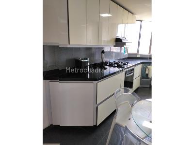 Apartamento de 3 alcobas en venta en Los Balsos, Medellín, 130 m² · foto 3 de 20