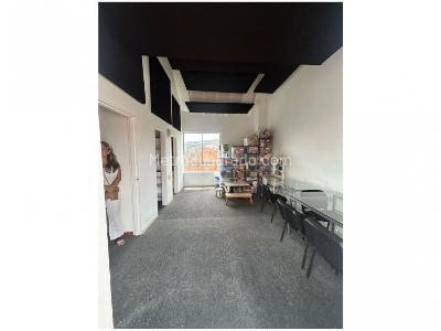 Apartamento de 4 alcobas en venta en La 34, Medellín, 160 m² · foto 13 de 20