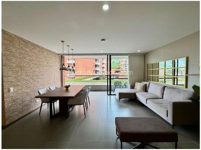 Apartamento en venta en Loma De Las Brujas, Envigado · foto 5 de 18