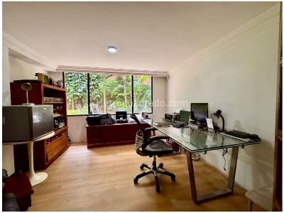 Apartamento de 3 alcobas en venta en La Toja, Medellín, 280 m² · foto 11 de 20