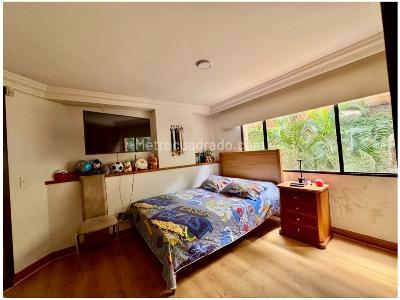 Apartamento de 3 alcobas en venta en La Toja, Medellín, 280 m² · foto 15 de 20